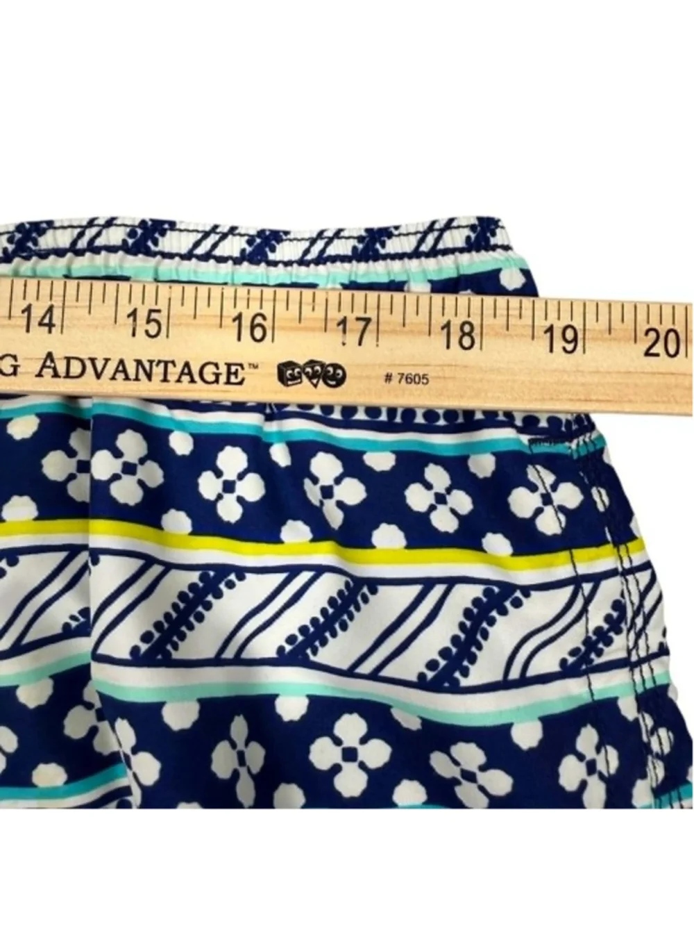 Vineyard Vines Swim Trunks Multi Geometric Floral Beach Resortwear Men's Size XL